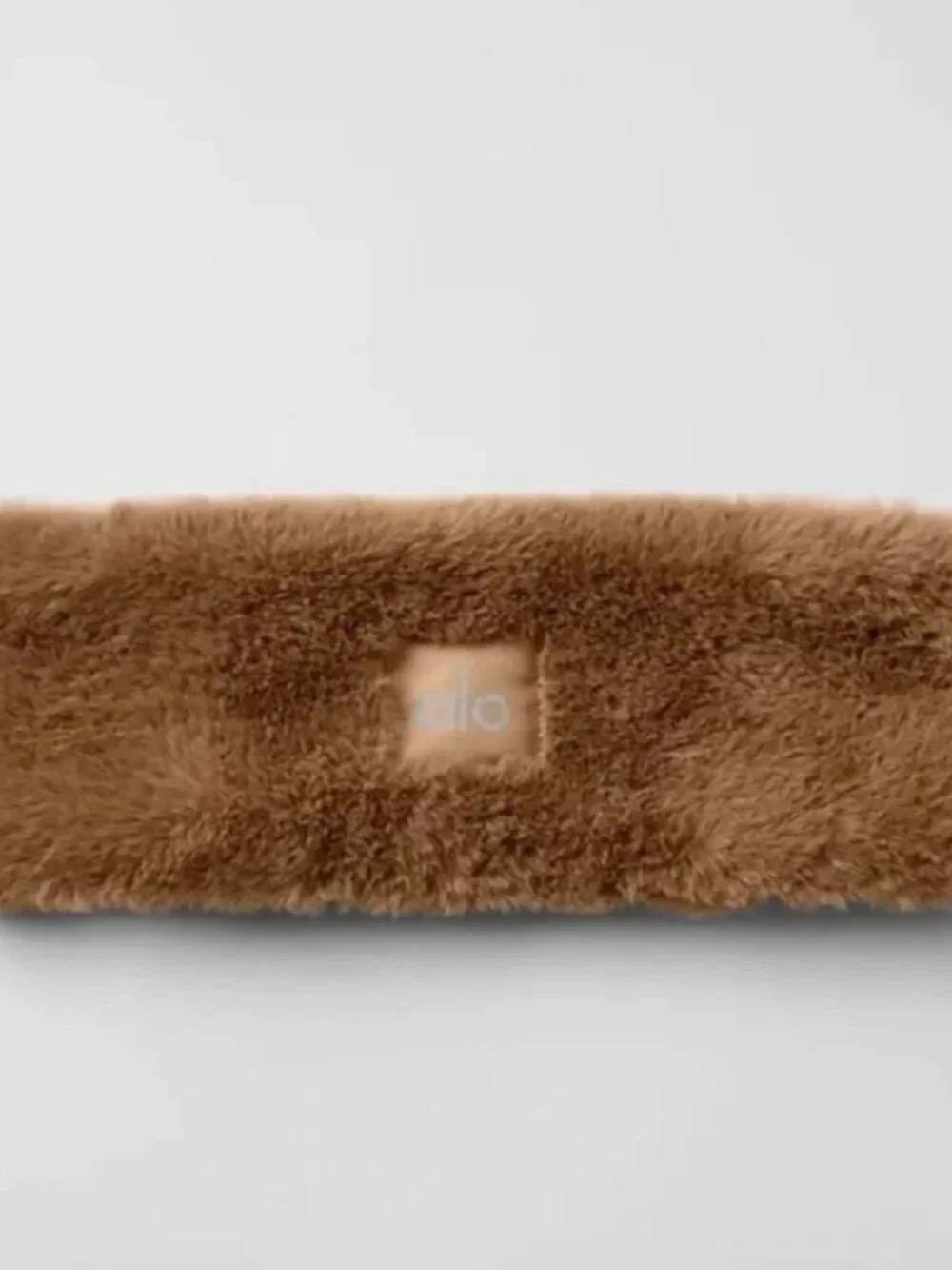 Alo Yoga NWOT Faux Fur Ear Warmers in Toasted Almond